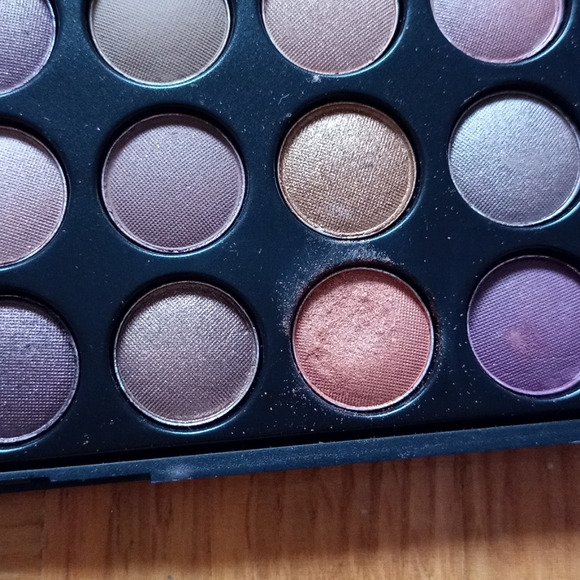 Warm Palette - Picture 4 of 8